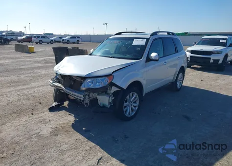 2011 Subaru Forester 2.5X Limited from USA, damaged, VIN JF2SHBEC5BH764948